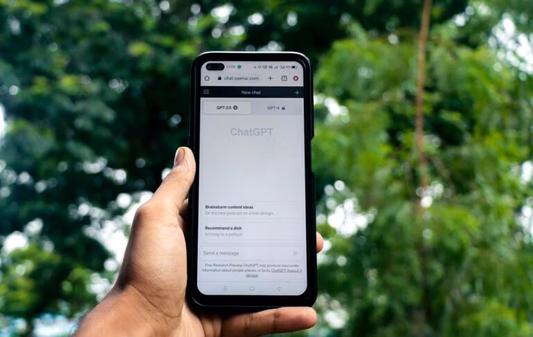 GEO (Generative Engine Optimization): Come Farsi Citare da ChatGPT, Perplexity e Google AI Overviews nel 2026 — Guida Pratica per Siti Italiani