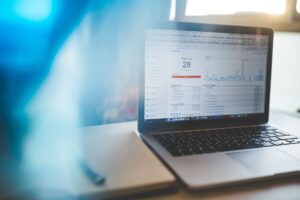 Performance e Security as Baseline in WordPress 2026: Full Site Editing vs Classic Editor — Scalare High-Traffic senza Core Web Vitals Degradation con AI-Assisted Optimization