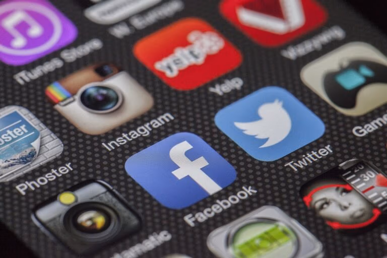 Instagram Reels Indicizzate su Google (dal 10 luglio 2025): Social SEO e Video-First Ranking — Come Ottimizzare Short-Form Video per Ricerca Organica