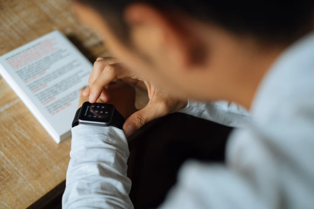 Local SEO e Voice Search Integration: Guida Tecnica per Ricerche Conversazionali Iperlocali su Google Assistant, Alexa e Dispositivi Wearable 2026