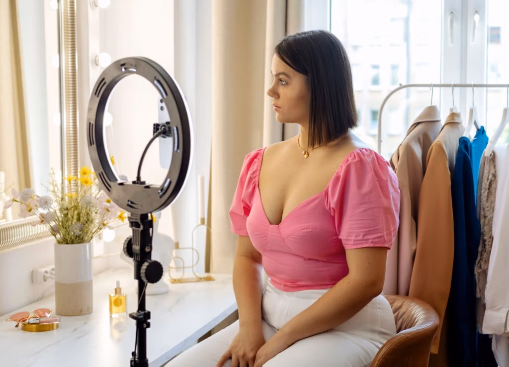 Serialized Video on TikTok, YouTube, and Instagram 2026: Micro-Dramas and Behind-the-Scenes for Retention and Trust Building