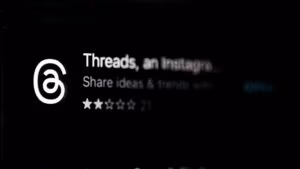 Threads Deep Reply Weighting Algorithm 2026: Topic Clustering, Community Formation e Long-Form Engagement Strategy — Come Costruire Audience Coerente